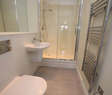 Nayland Court, Market Place, Romford, RM1 - Photo 6