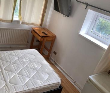 1 bedroom house of multiple occupation to rent - Photo 1