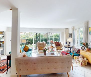 5-bedroom house, garden and garage - Near Bardonnex customs - Photo 3