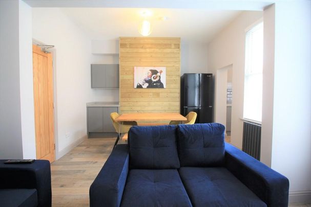 5 bedroom house share to rent - Photo 1