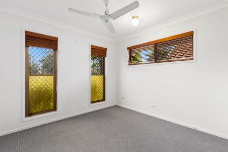 28 Gunalda Street, - Photo 3