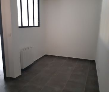 APPARTEMENT F2 / 51D rue de Paris 71530 CHAMPFORGUEIL - Photo 1