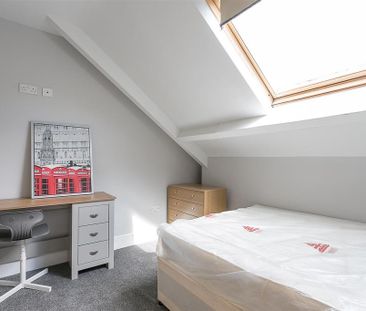 4 bedroom maisonette to rent - Photo 2