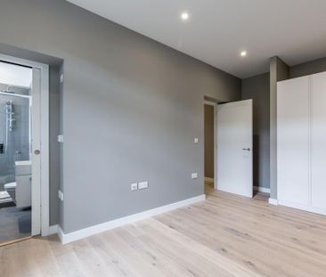 3 bedroom ground floor flat to rent - Photo 3