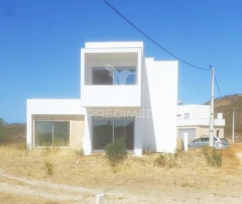 Moradia T3 - Photo 1