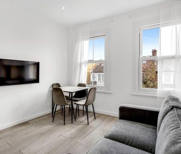 2 bedroom flat to rent - Photo 3