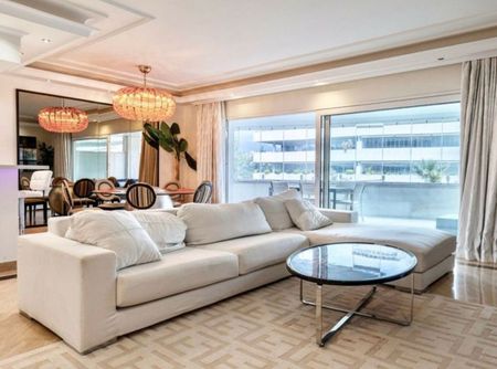 Alquiler de ático en Puerto Banus - Photo 2