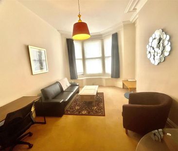 1 bedroom property to rent - Photo 2
