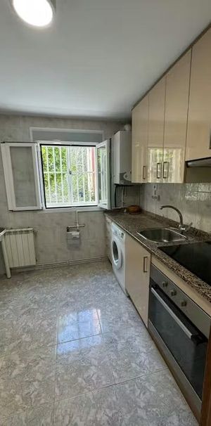 Calle de la Duquesa de Parcent, Madrid, Community of Madrid 28047 - Photo 1