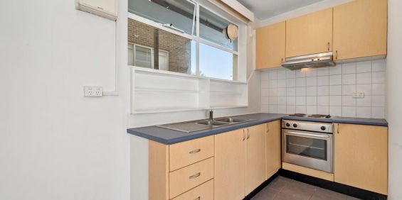 Fantastic Ground Floor Apartment - Photo 3