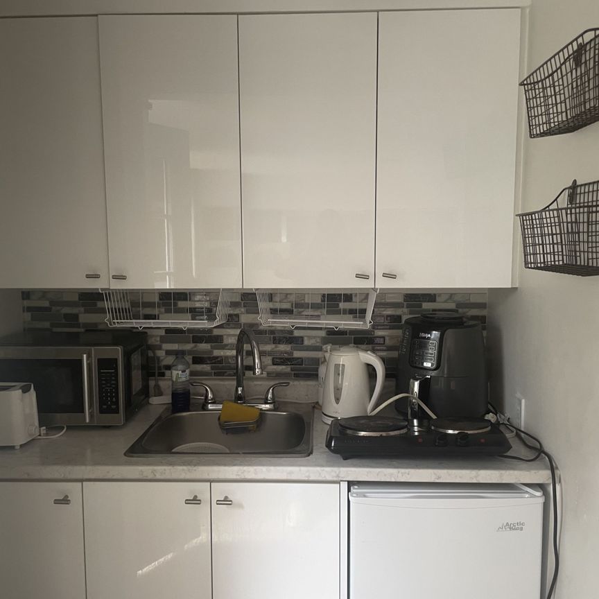 For Lease - 82 Henderson Drive Unit# 82, Aurora, Ontario - Photo 1