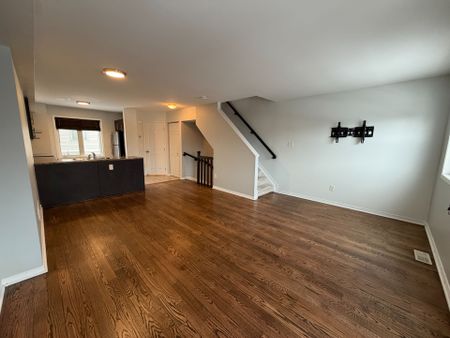 For Lease - 203 Kennevale Drive, Barrhaven, Ontario - Photo 5