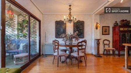 3 room luxury Flat for rent in Valencia - Photo 4