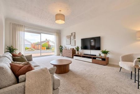 3 bedroom detached bungalow to rent - Photo 4