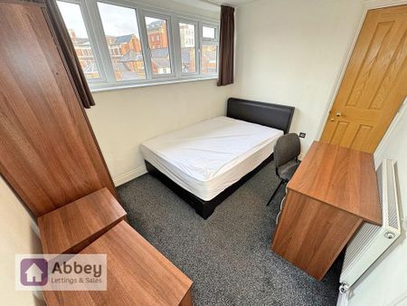 1 bedroom house of multiple occupation to rent - Photo 4