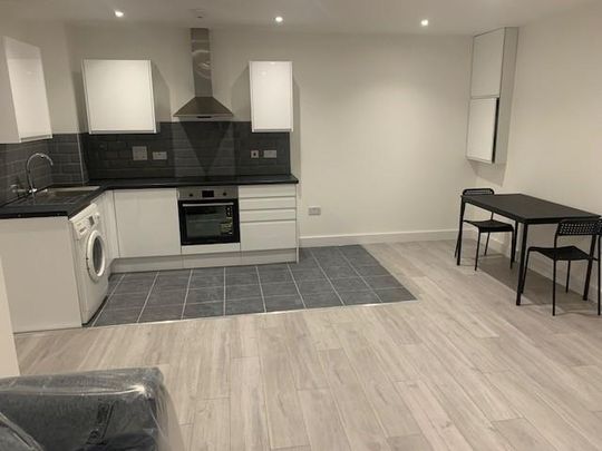 2 bedroom property to rent - Photo 1