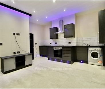 2 Bedroom Apartment - Photo 4