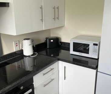 2 bedroom apartment to rent - Photo 6