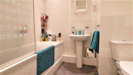 1 bedroom flat to rent - Photo 5