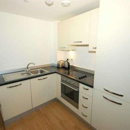 St Peters Square, LS9 - Photo 4