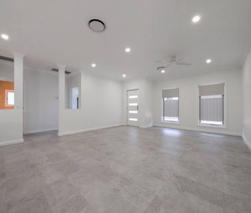 Brand new townhouse in prime location - Photo 6