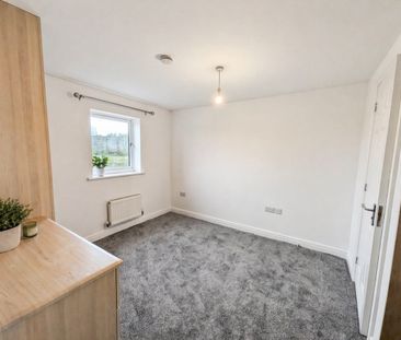 3 Bed Semi-Detached House, Charles Bennion Walk, LE4 - Photo 5