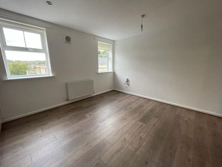 The Whittle - Photo 3