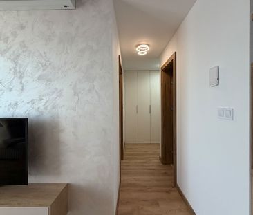 PRENÁJOM - 2-izbový luxusný byt s balkónom a parkovaním, Pivovarská ul – Fotografia 4