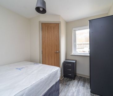 2 Meadowbank Street, Belfast BT9 7FG - Photo 5