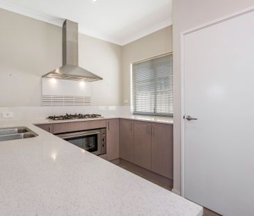 Your Perfect Dawesville Retreat — Spacious, Modern & Low Maintenance - Photo 3