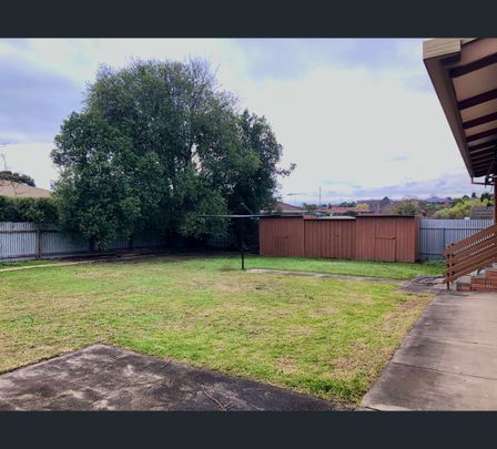 34 LACHLAN CRESCENT, Mount Gambier, SA 5290 - Photo 1