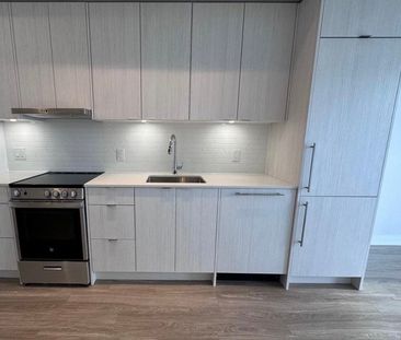 For Lease - 4130 Parkside Village Drive Unit# 36, Mississauga, Ontario - Photo 3