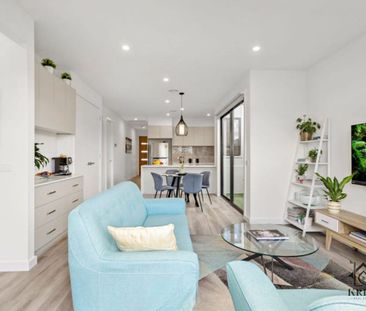 QUALITY HOME WITH FANTASTIC NEIGHBOURHOOD - Photo 1