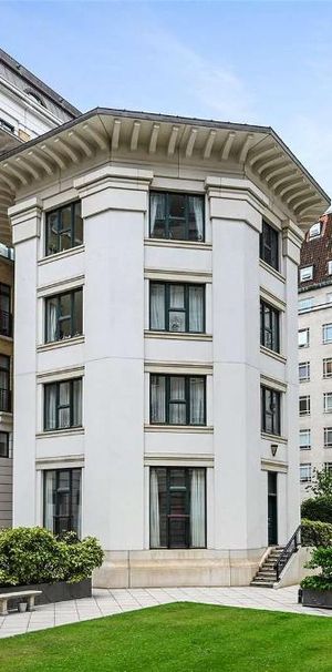 1 Bed Apartment | £555 pw - Photo 2