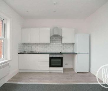 London Road North, Lowestoft, NR32 - Photo 3