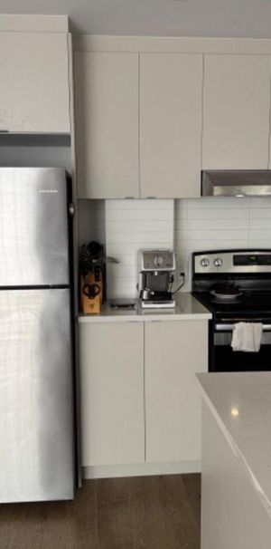 Bail à céder – 4 ½ moderne avec 2 chambres et 2 salles de bain – près du Parc Jarry - Photo 1