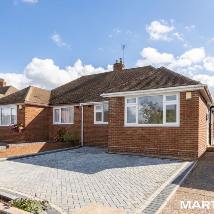 2 bedroom semi-detached bungalow to rent - Photo 1