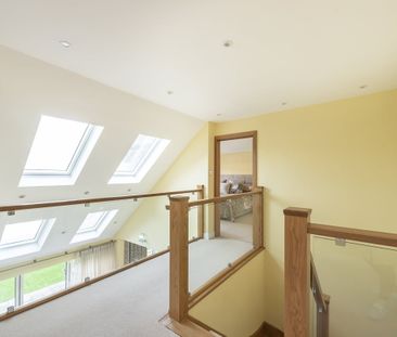 4 bedroom detached house to rent - Photo 6