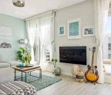 Luxury penthouse for rent in Estepona, Spain - Photo 2