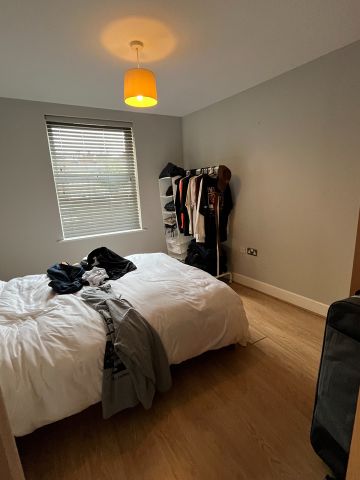 1 Bed Flat, Fulham High Street, SW6 - Photo 2