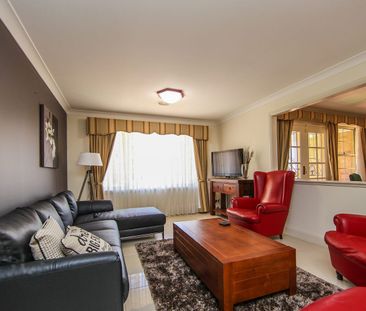 SHARE HOUSE - Perfect Student or FIFO Accommodation - Photo 3