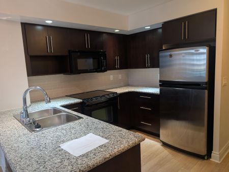 For Lease - 23 cox Boulevard Unit# 753, Markham, Ontario - Photo 3