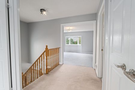 For Lease - 149 Mowat Crescent, Halton Hills, Ontario - Photo 5