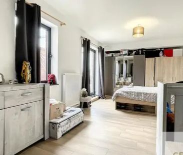 Licht appartement met 1 slaapkamer en een prachtig, goed geo - Photo 1