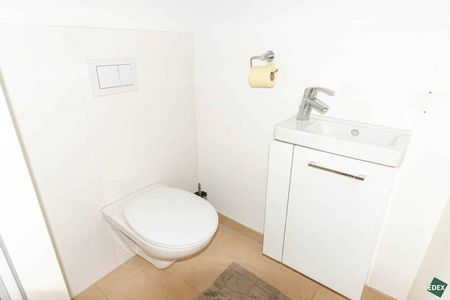 2-Zimmer-Wohnung mit Balkon und Abstellraum im 3. Liftstock – Straßenbahnnähe - Photo 4