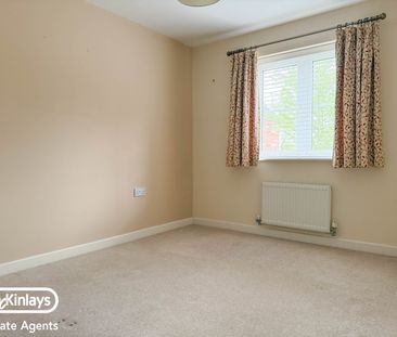 THREE BEDROOM END OF TERRACE - Photo 3