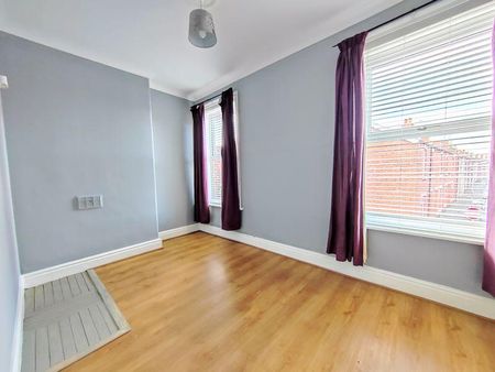 4 bedroom house share to rent - Photo 2