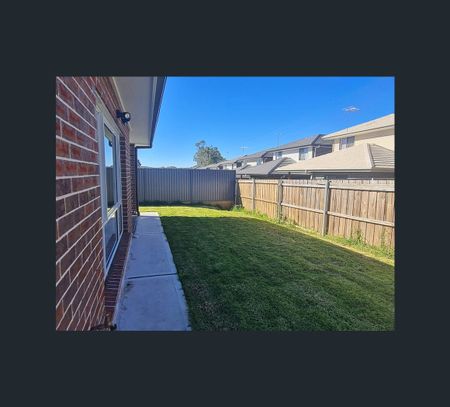 14 Lantern Street, Gables, NSW 2765 - Photo 2