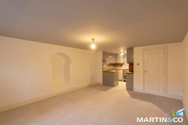 3 bedroom flat to rent - Photo 1