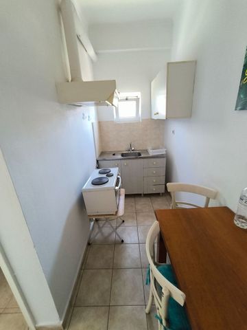Studio/Γκαρσονιέρα για ενοικίαση Αμπελόκηποι (Πάτρα) - Photo 5